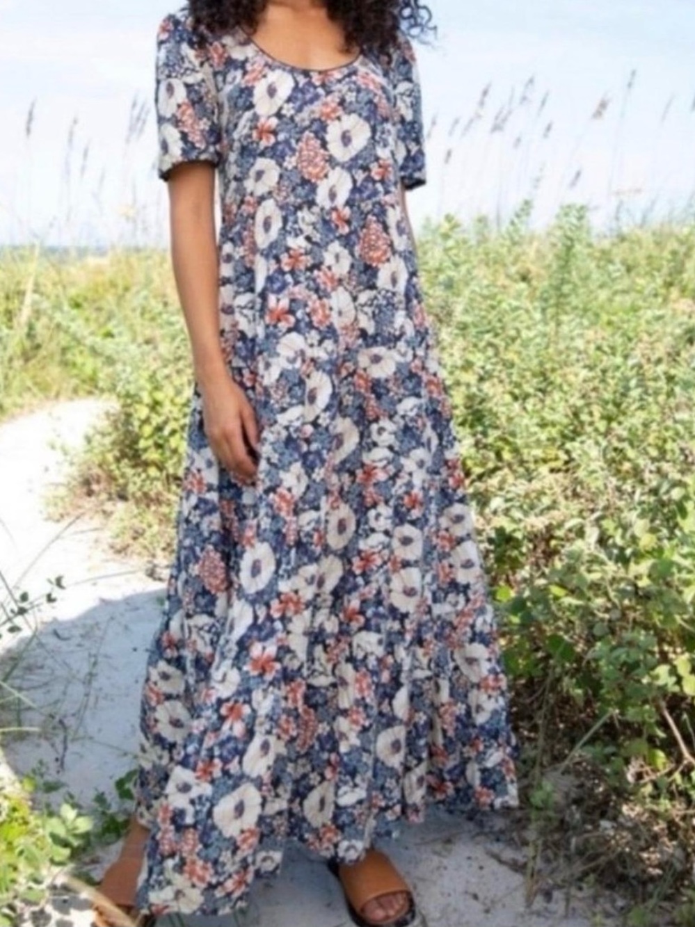 Natural Life Tiered Floral Maxi Dress Women’s L Short Sleeve Boho Cottagecore